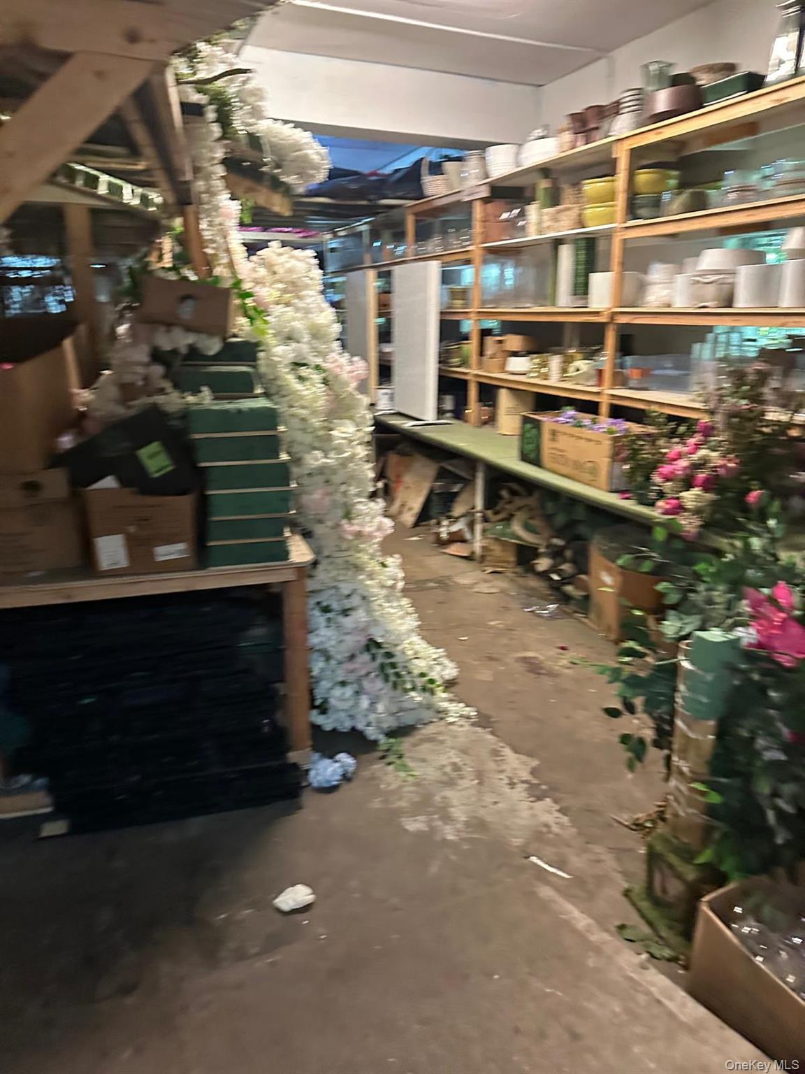 803/805/807/809/811 Middle Neck Road, Great Neck, NY 11024