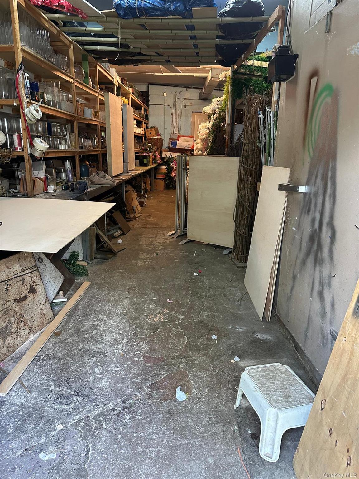 803/805/807/809/811 Middle Neck Road, Great Neck, NY 11024