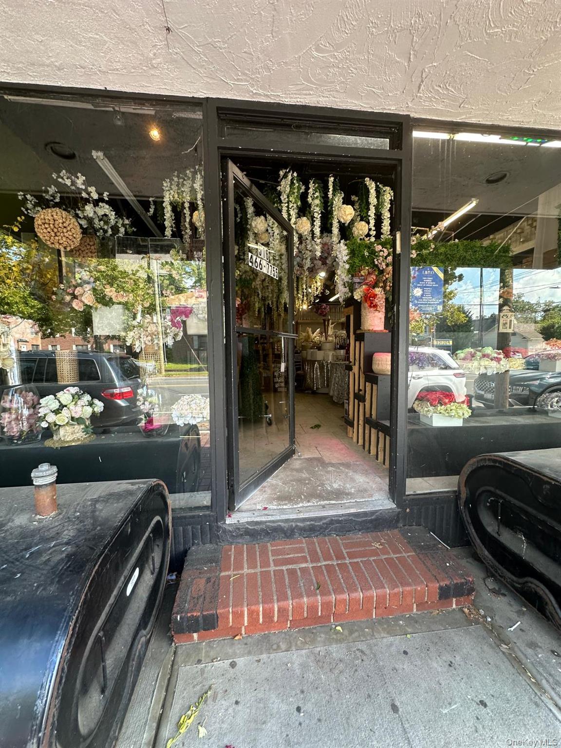 803/805/807/809/811 Middle Neck Road, Great Neck, NY 11024