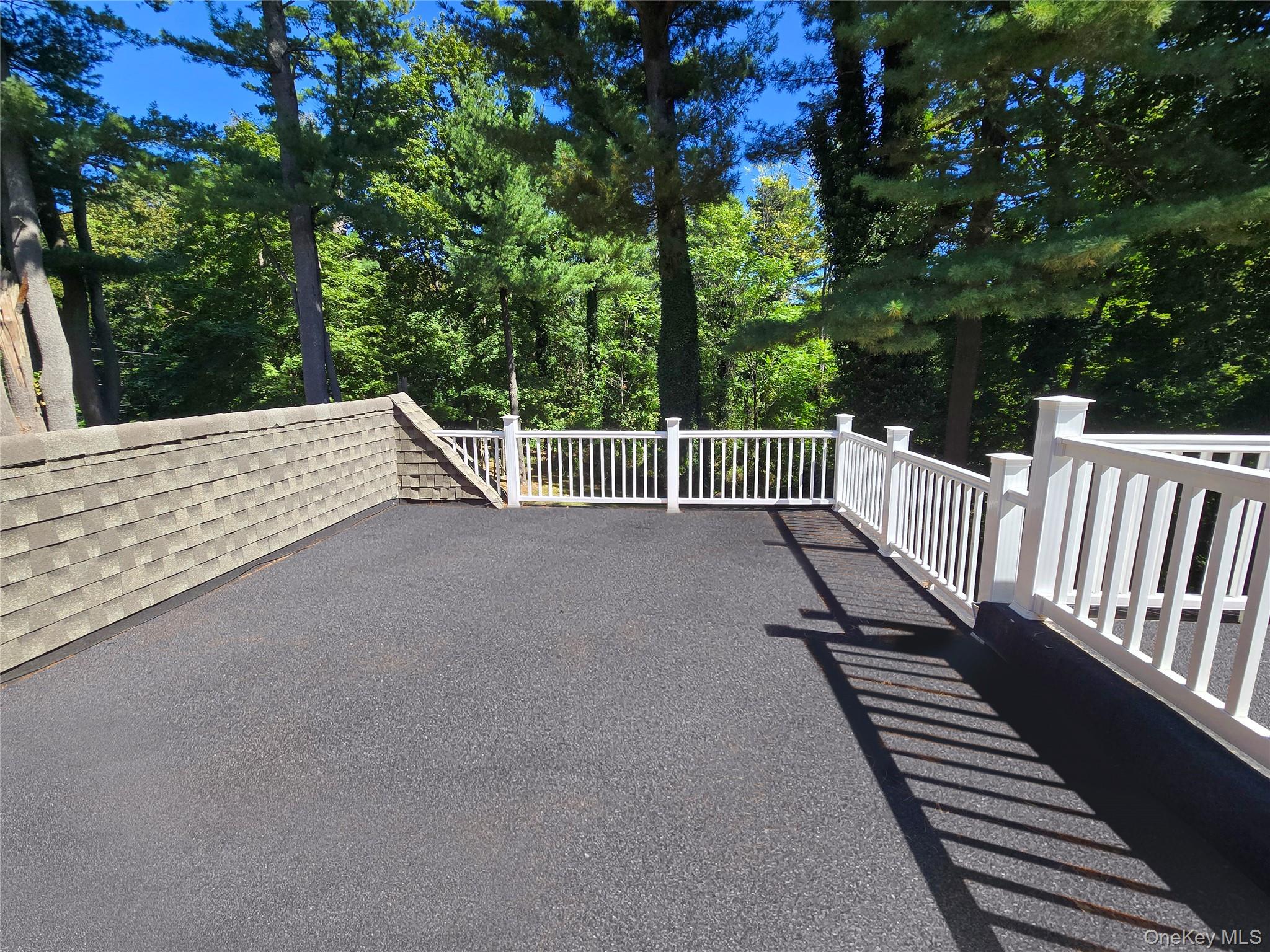 32 Valley Road, Old Westbury, NY 11568