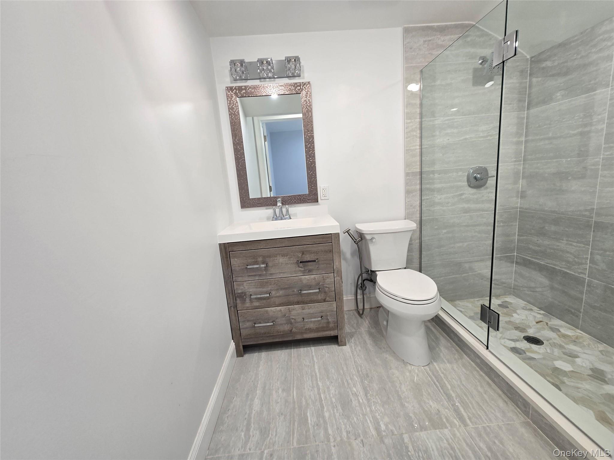 32 Valley Road, Old Westbury, NY 11568