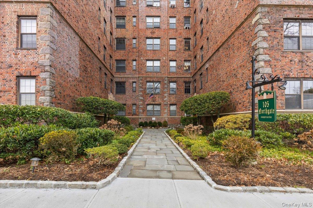 105 Garth Road # 4H, Scarsdale, NY 10583