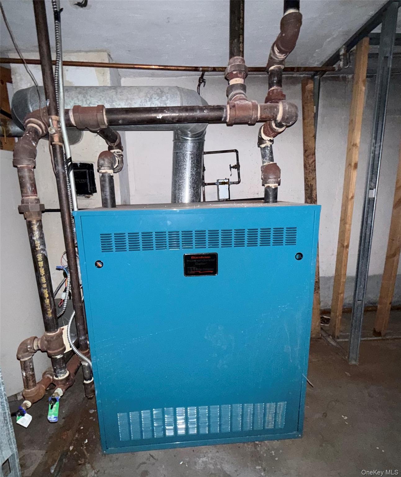 7734 74th Street, Glendale, NY 11385