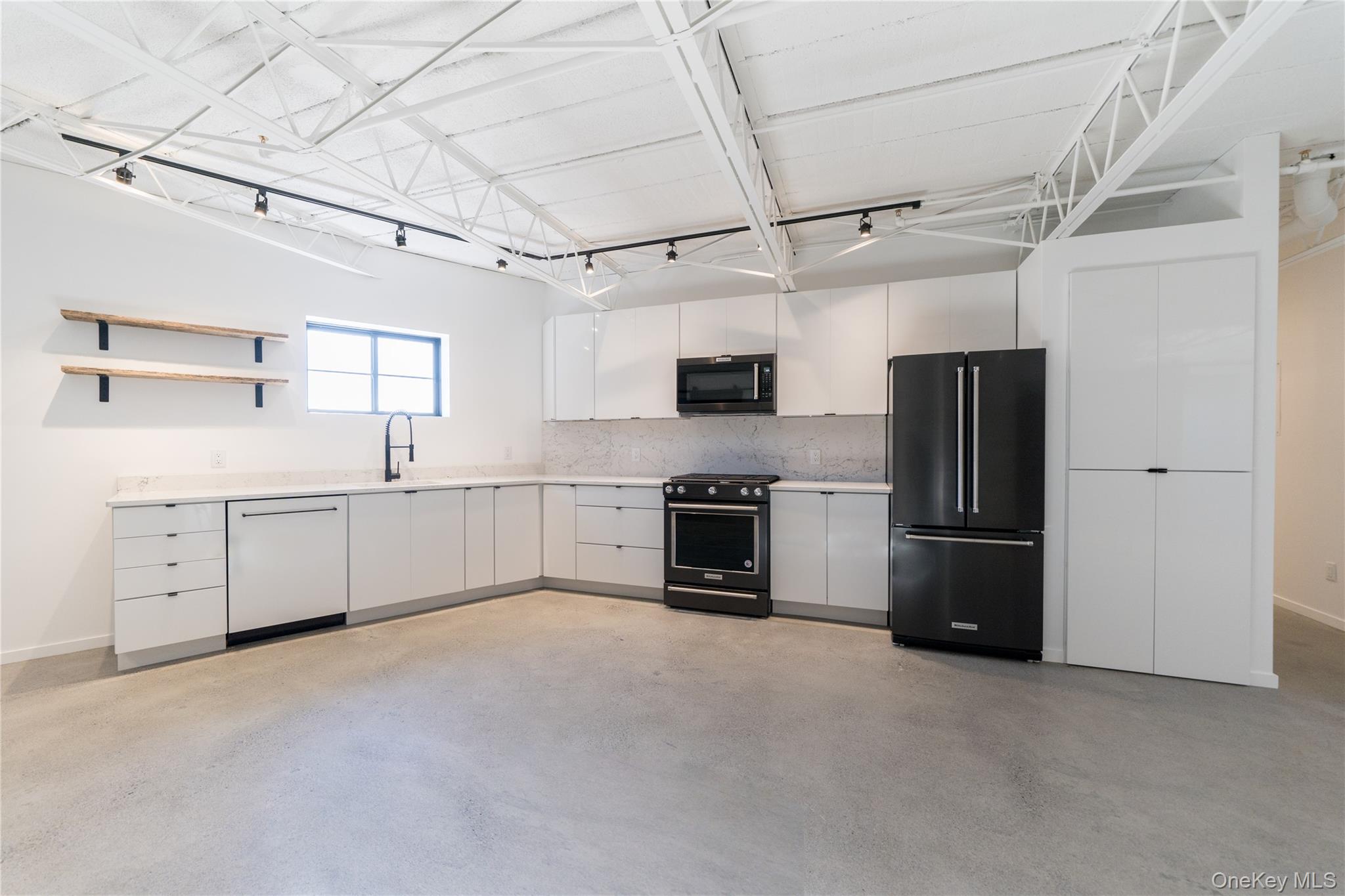 21 ---754 Green  Columbia Street, Hudson, NY 12534