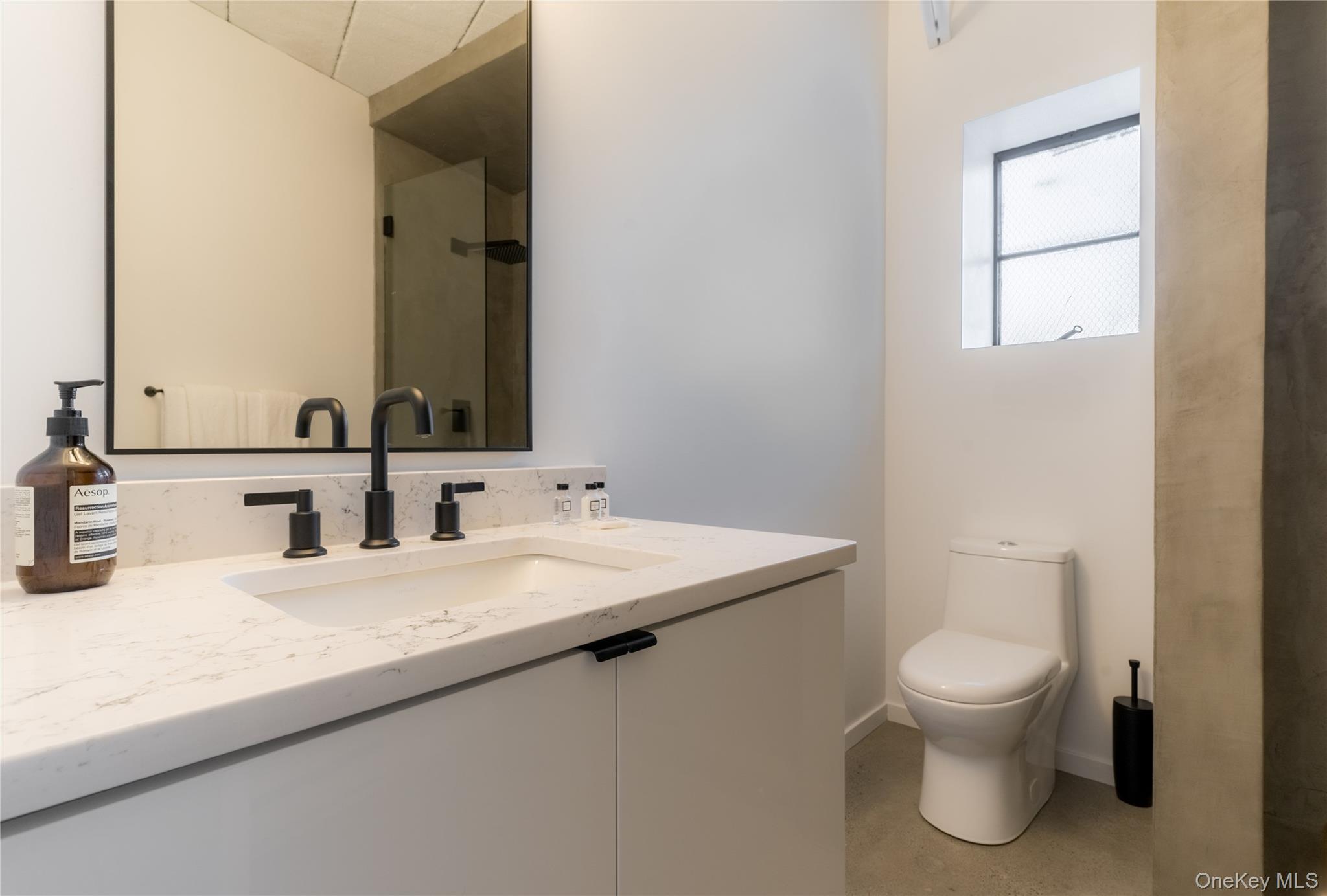 21 ---754 Green  Columbia Street, Hudson, NY 12534