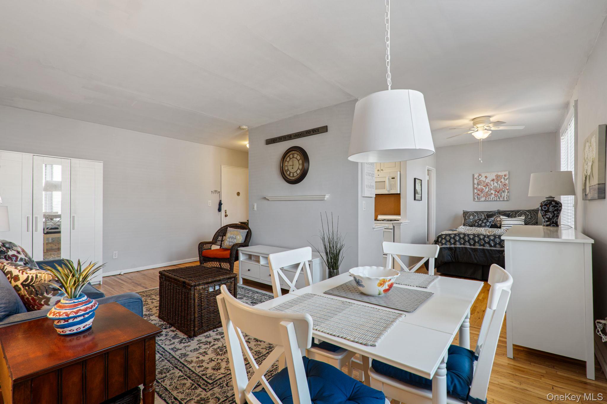 16 Main # 3C, East Rockaway, NY 11518