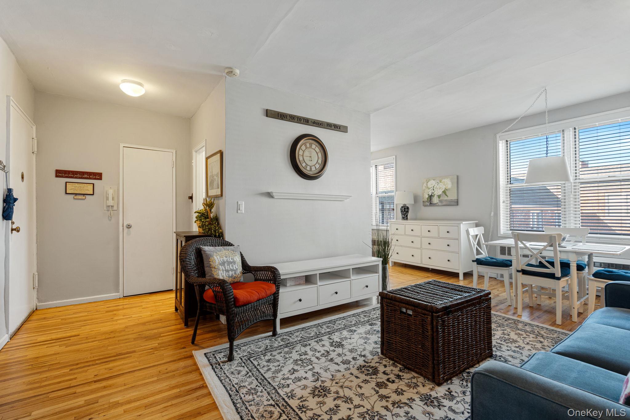 16 Main # 3C, East Rockaway, NY 11518