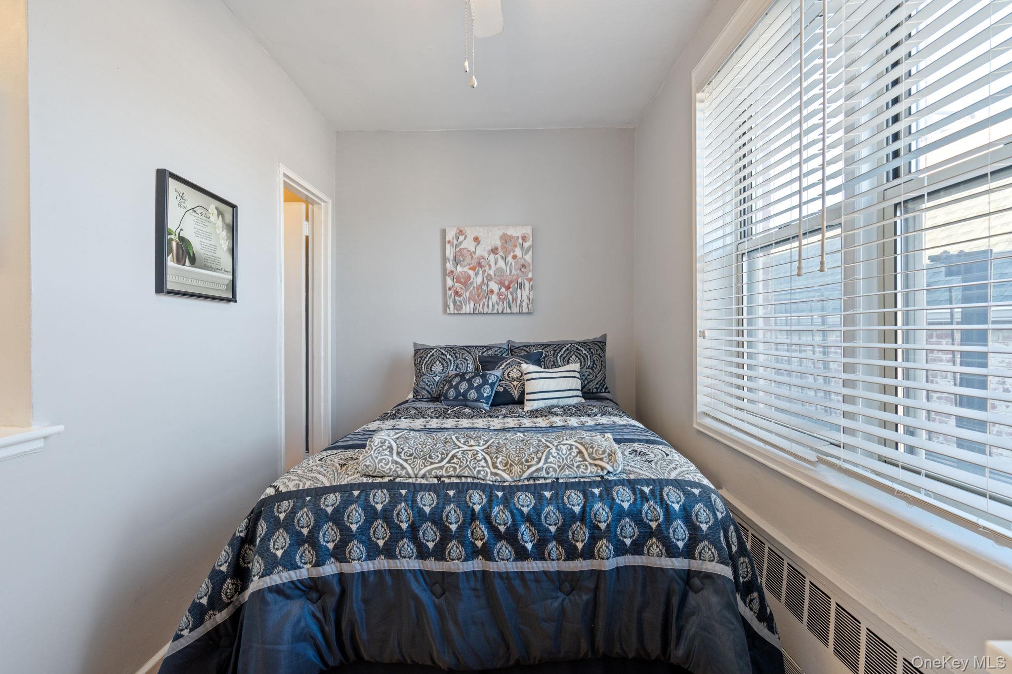 16 Main # 3C, East Rockaway, NY 11518