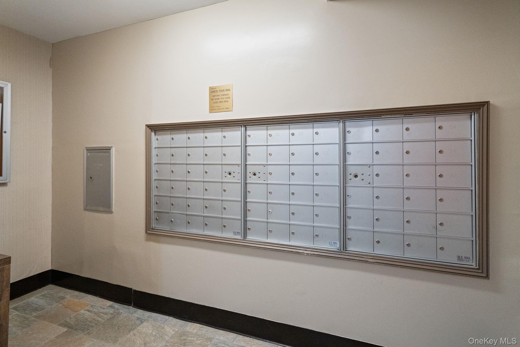 16 Main # 3C, East Rockaway, NY 11518