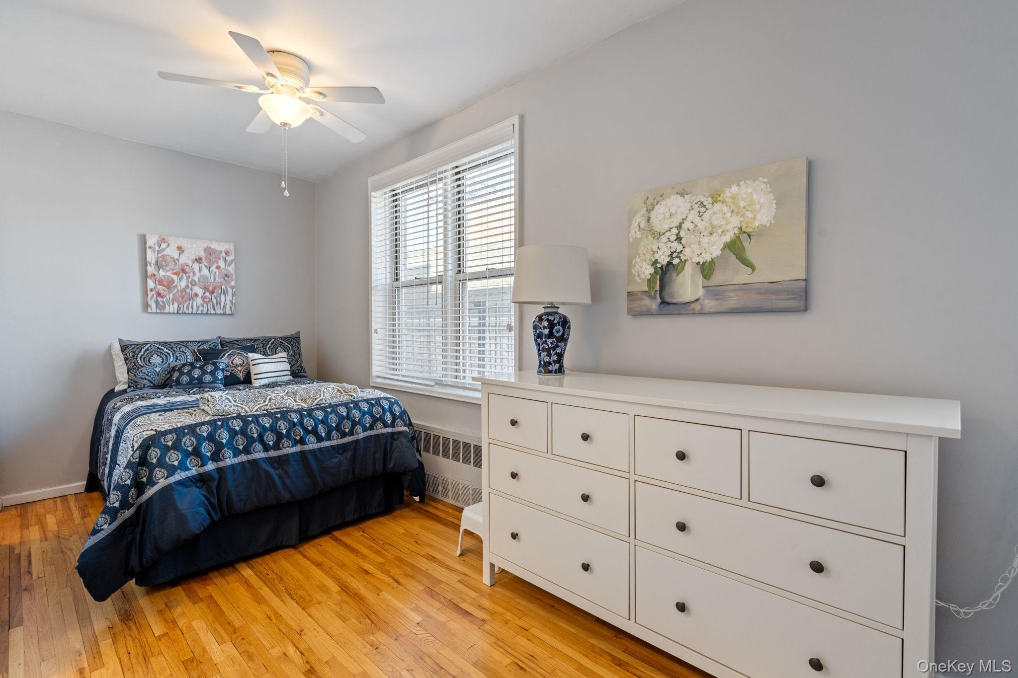 16 Main # 3C, East Rockaway, NY 11518