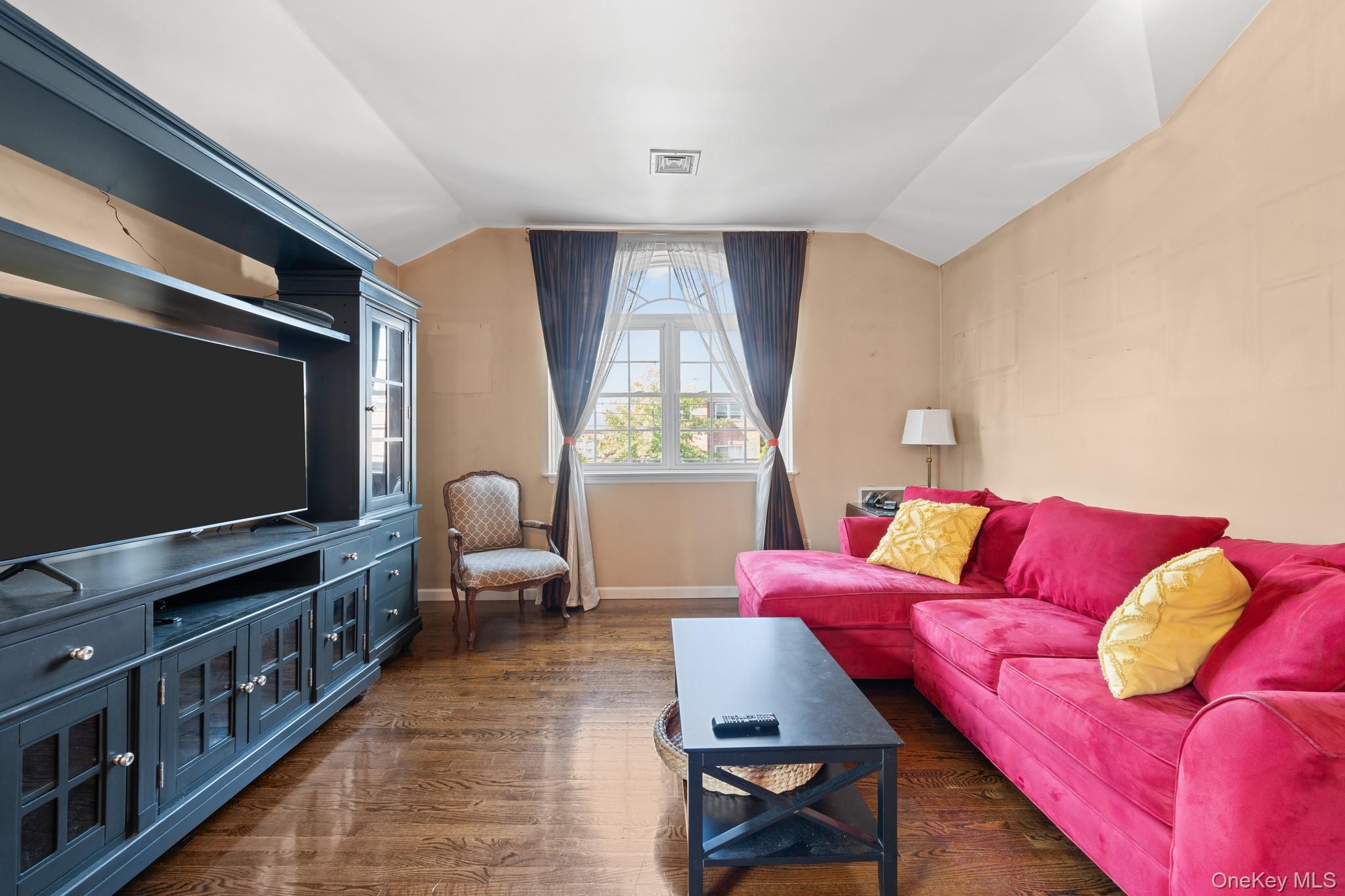 1514 Bayview Avenue, Bronx, NY 10465