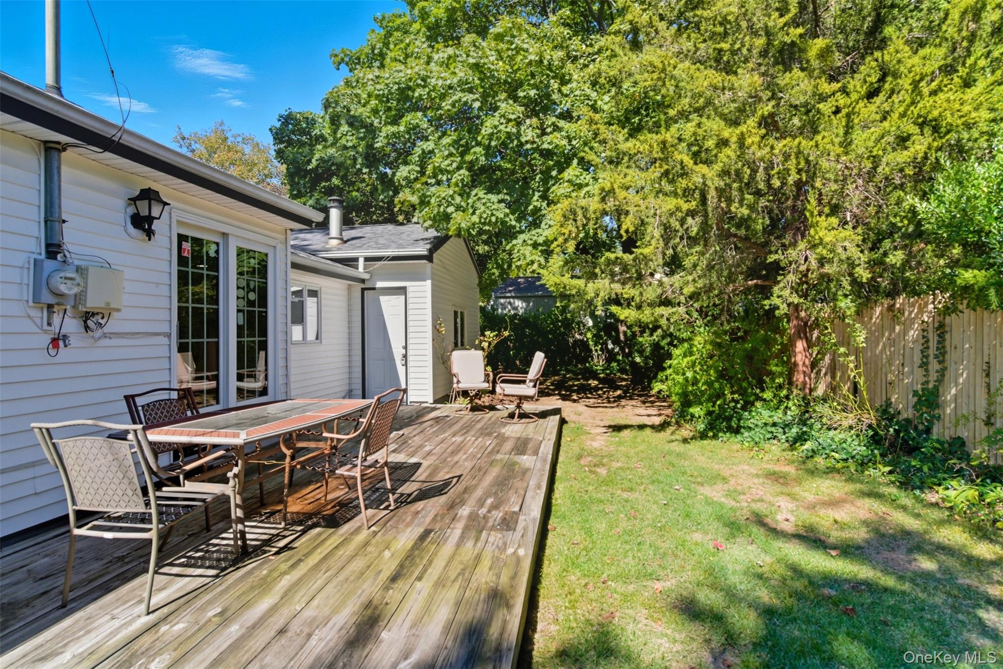 290 5th Street, East Northport, NY 11731