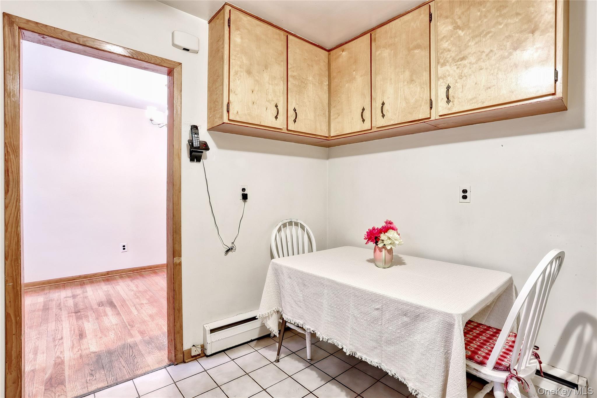 17 Midway Road, Chestnut Ridge, NY 10977