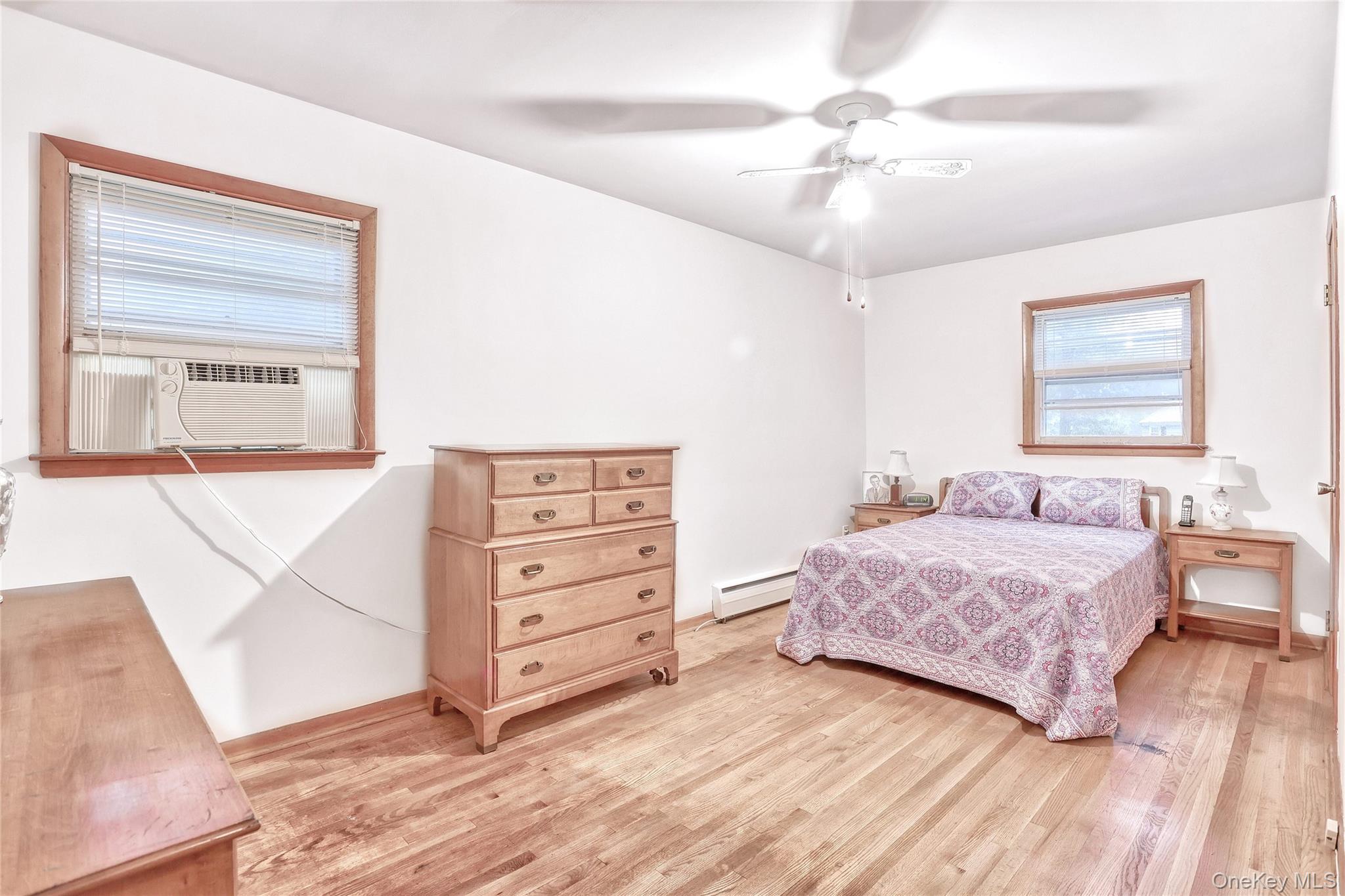 17 Midway Road, Chestnut Ridge, NY 10977