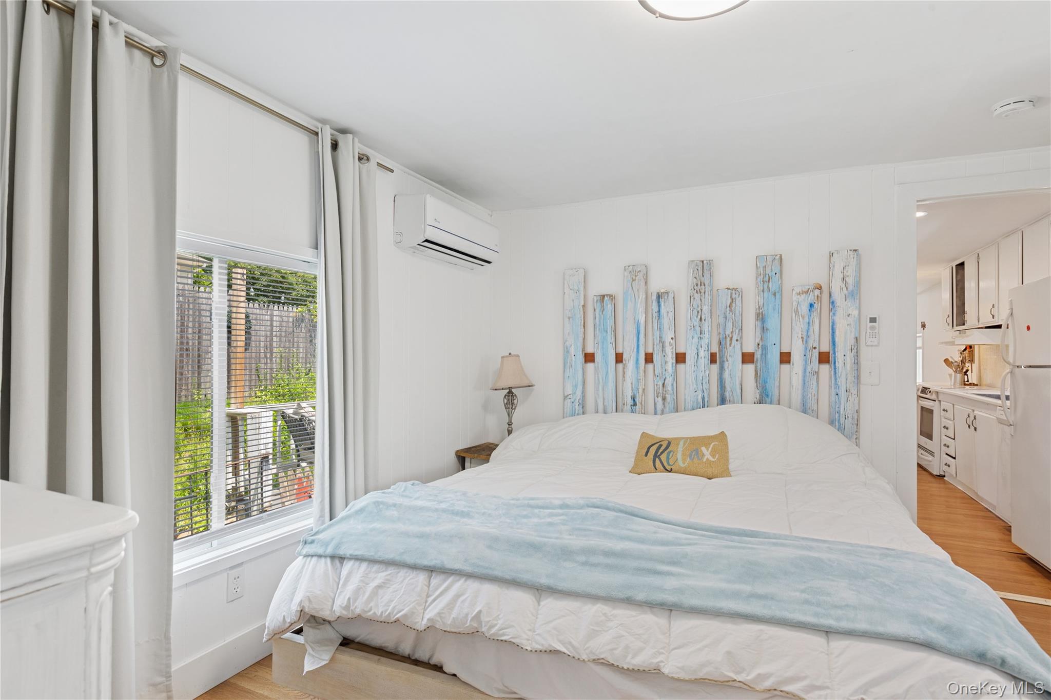 8 North Railroad Avenue, Jamesport, NY 11901-6016