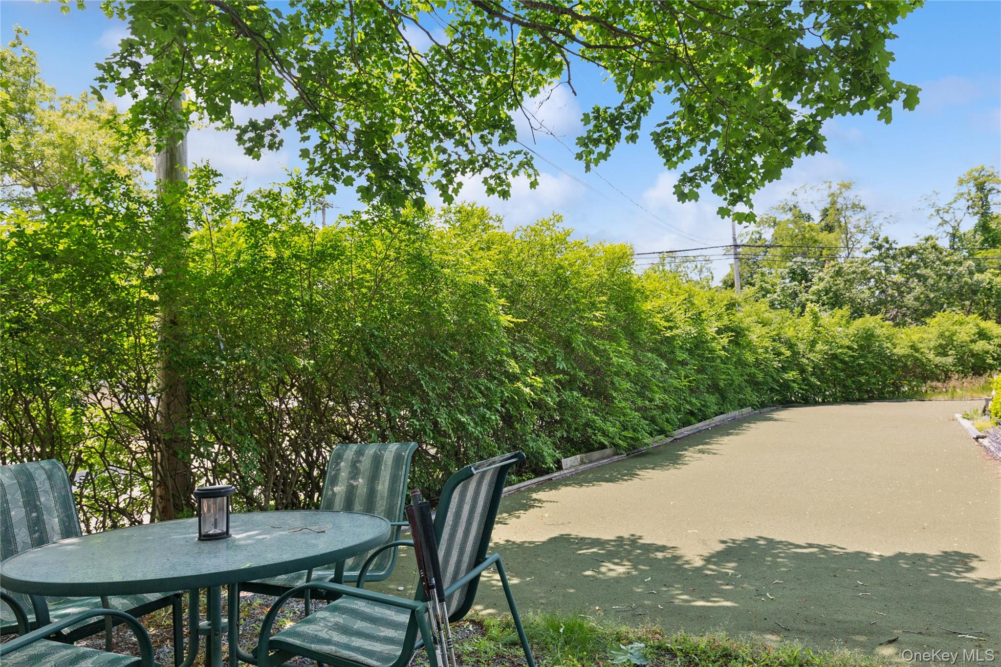 8 North Railroad Avenue, Jamesport, NY 11901-6016