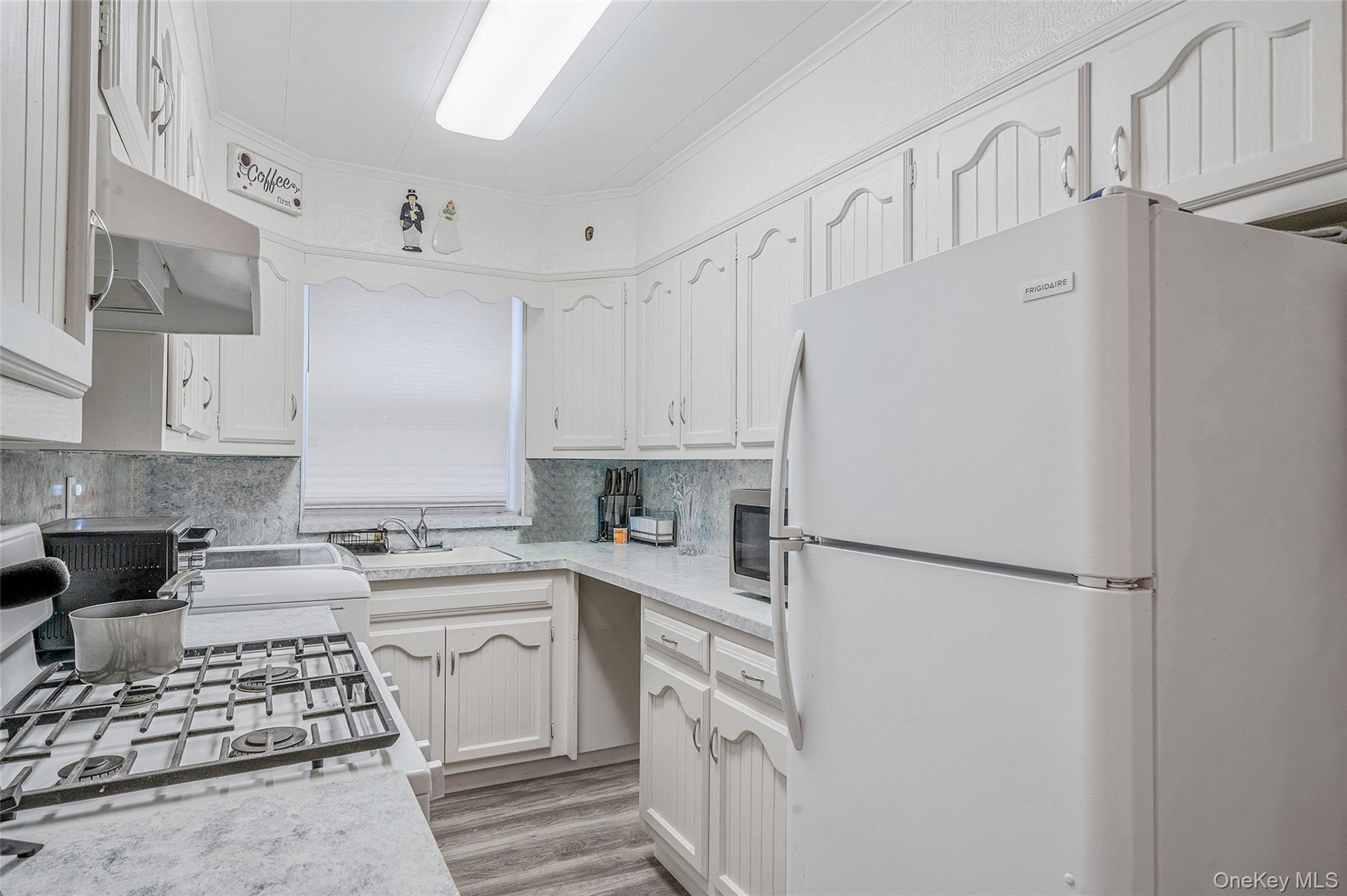 1932 W 13th Street, Brooklyn, NY 11223