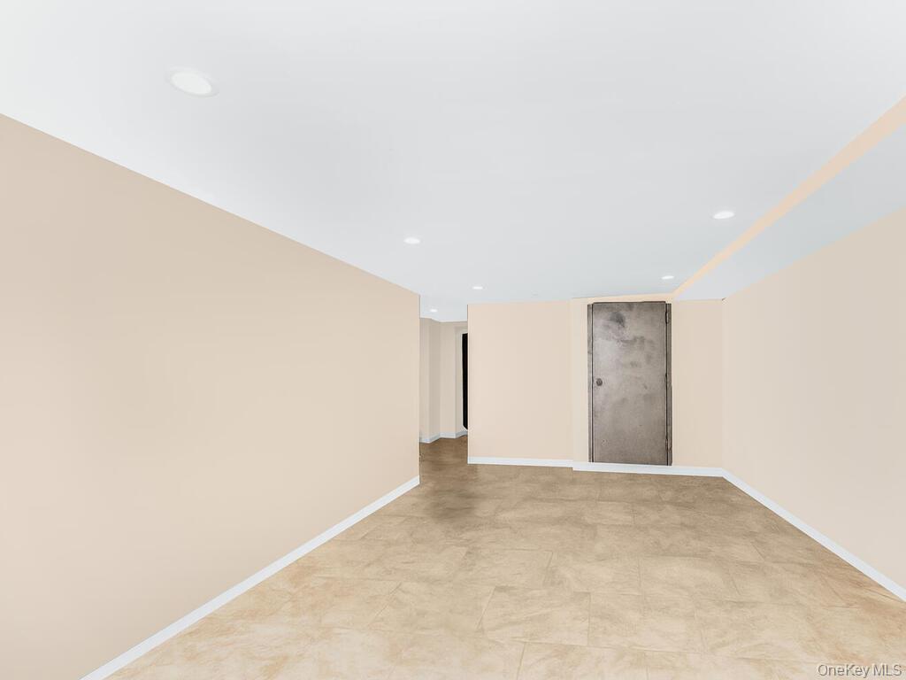 1283 E 223rd Street, Bronx, NY 10466