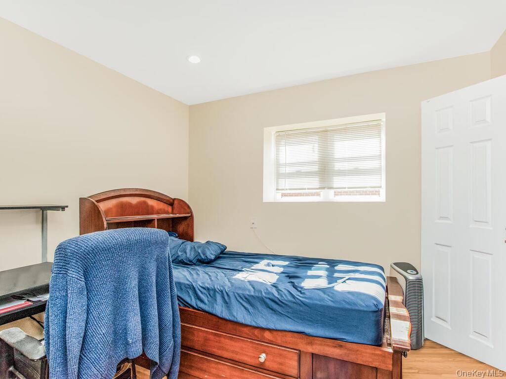 1283 E 223rd Street, Bronx, NY 10466