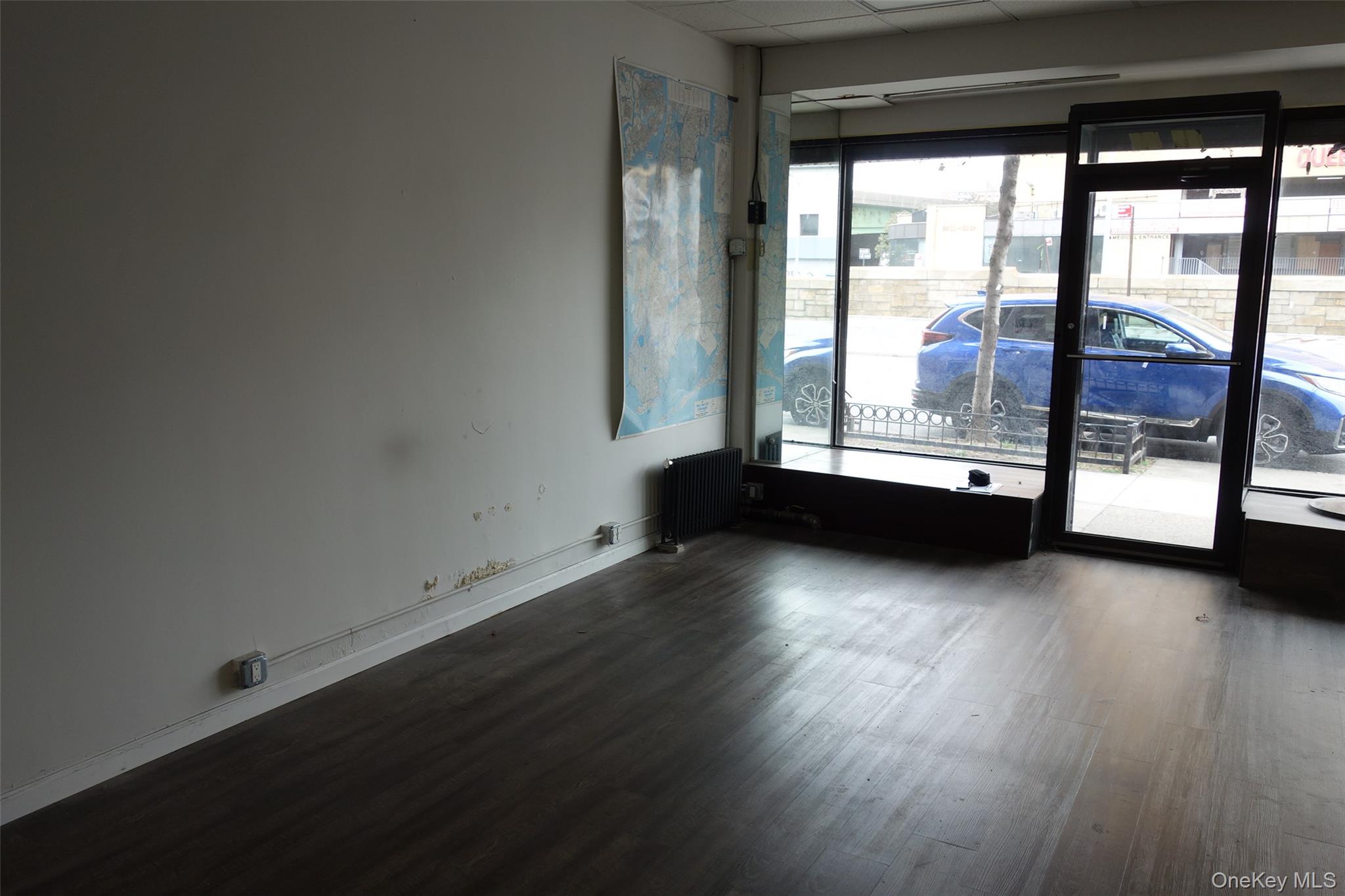 9250 Queens Boulevard # Str6, Rego Park, NY 11374