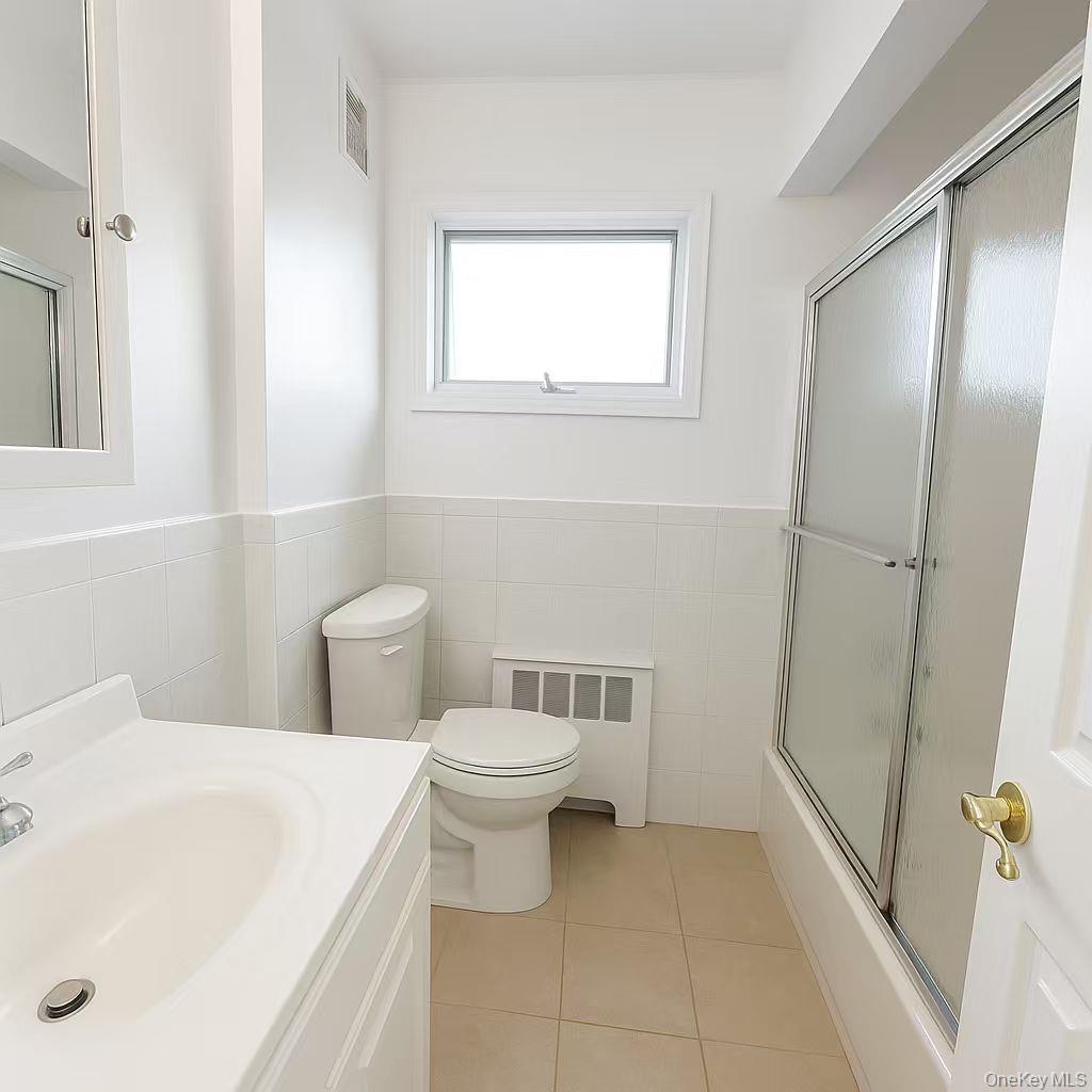 200 Saint Regis Drive, Massapequa, NY 11762