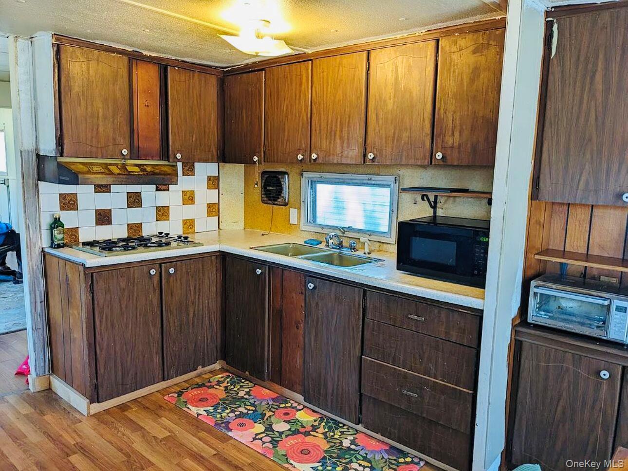 620 Montauk Highway # 32, Westhampton Beach, NY 11978