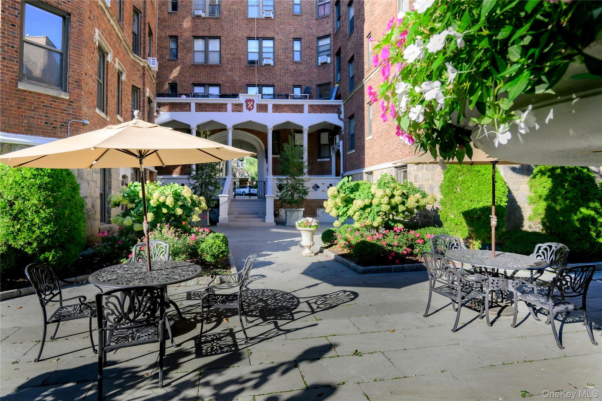 31 Pondfield Road W # 63, Bronxville, NY 10708