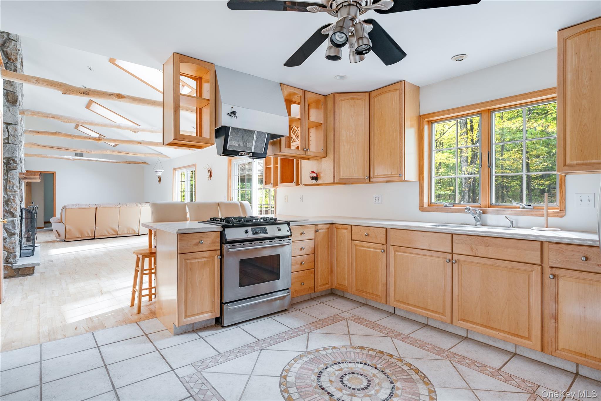 91 Decker Road, Ancram, NY 12502