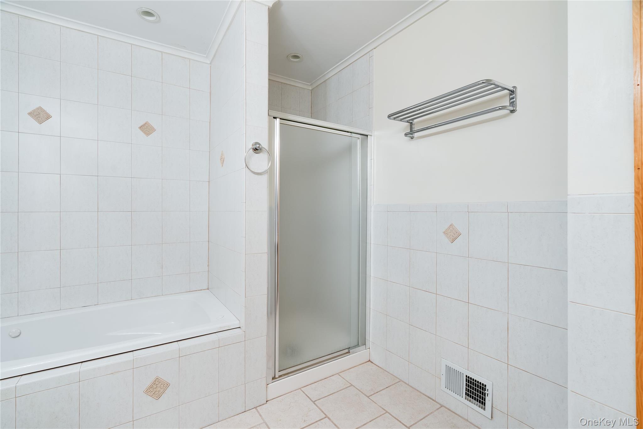 91 Decker Road, Ancram, NY 12502