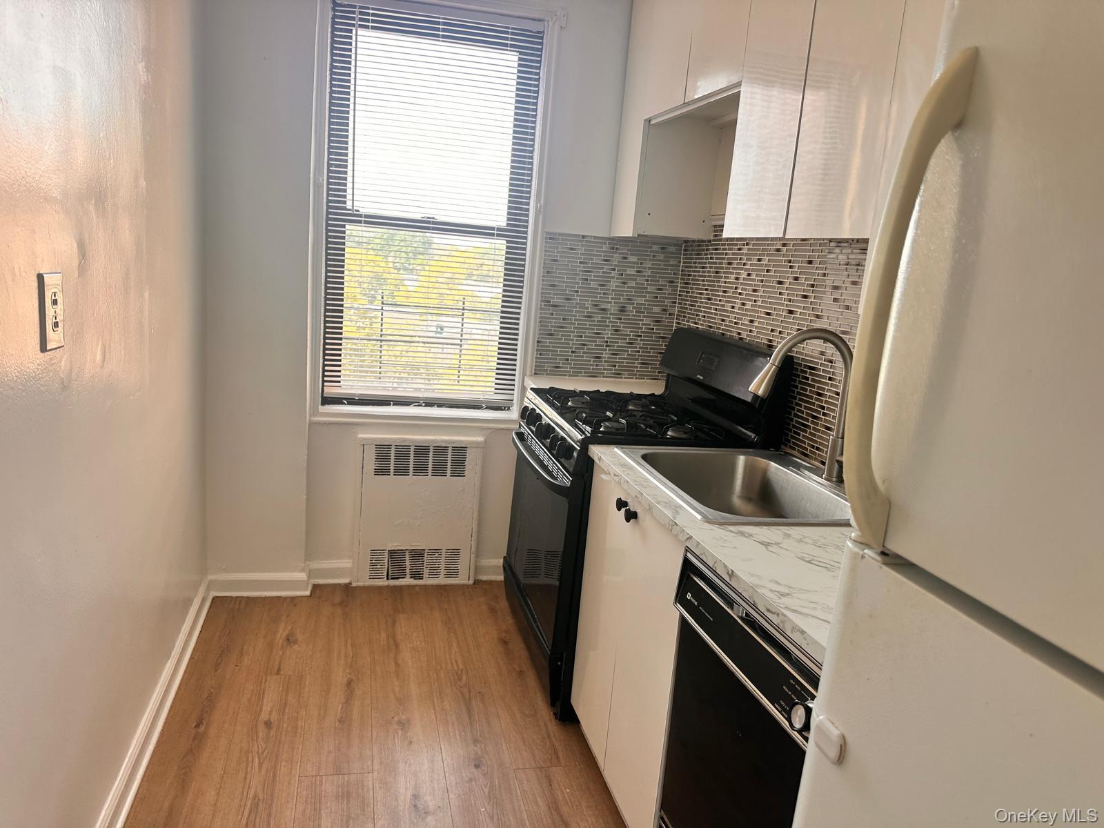 150-11 72nd Road # 6F, Flushing, NY 11367