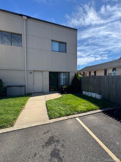 1000 Atlantic Avenue, Baldwin, NY 11510