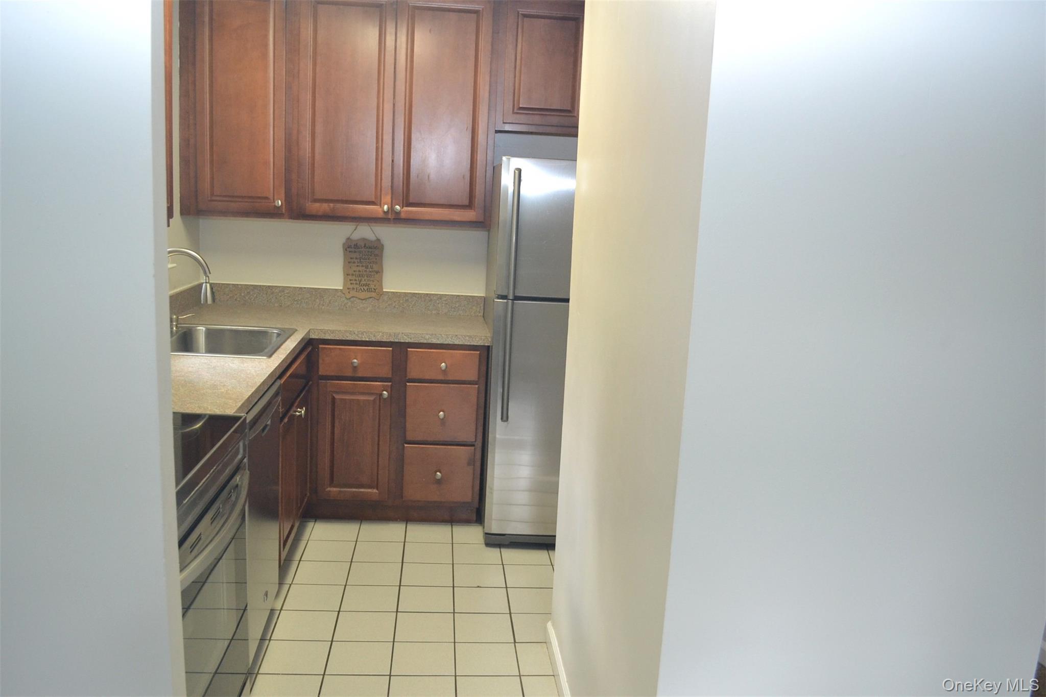 308 Covington Green Lane, Patterson, NY 12563