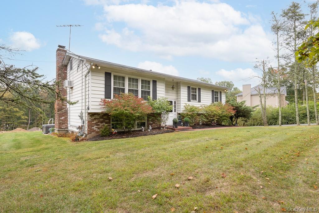 21 Ravenna Drive, Pomona, NY 10970