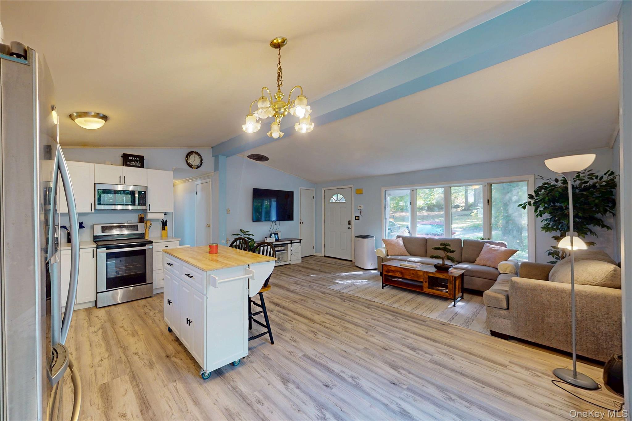 915 White Pond Colony Road W, Carmel, NY 10512