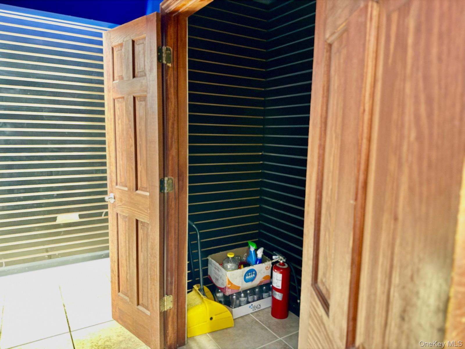 234 Jericho Turnpike # A, Mineola, NY 11501