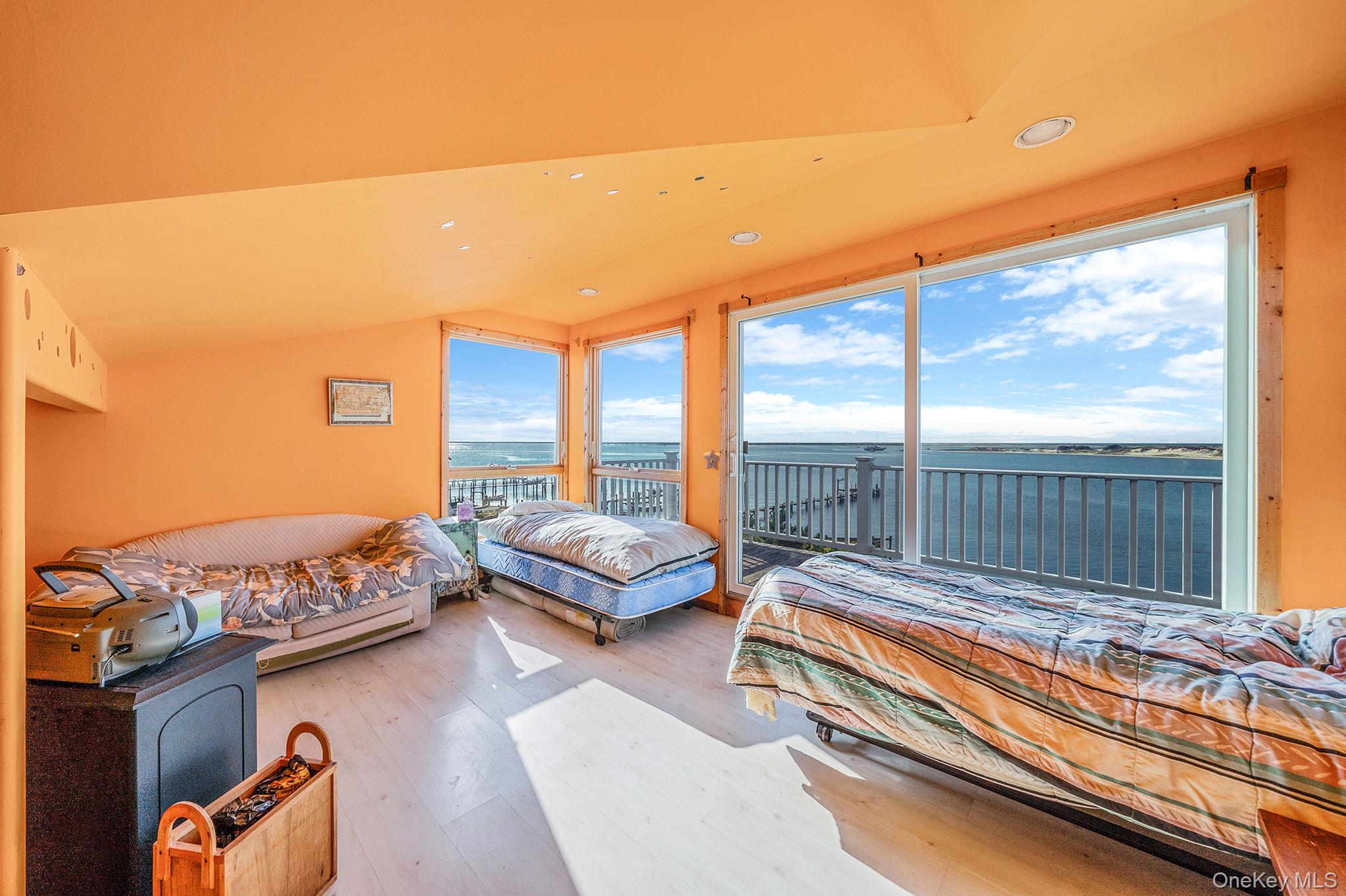 240A Oak Beach Road, Babylon, NY 11702