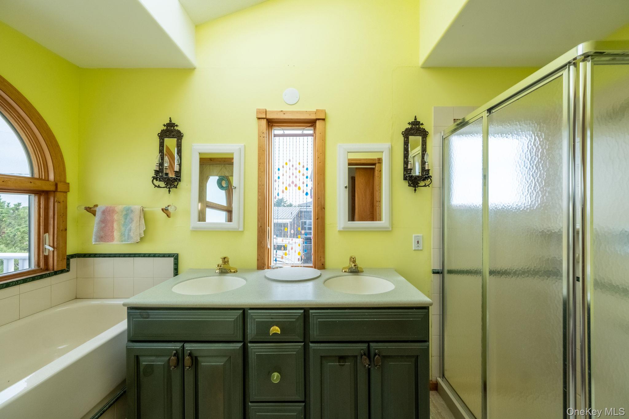 240A Oak Beach Road, Babylon, NY 11702