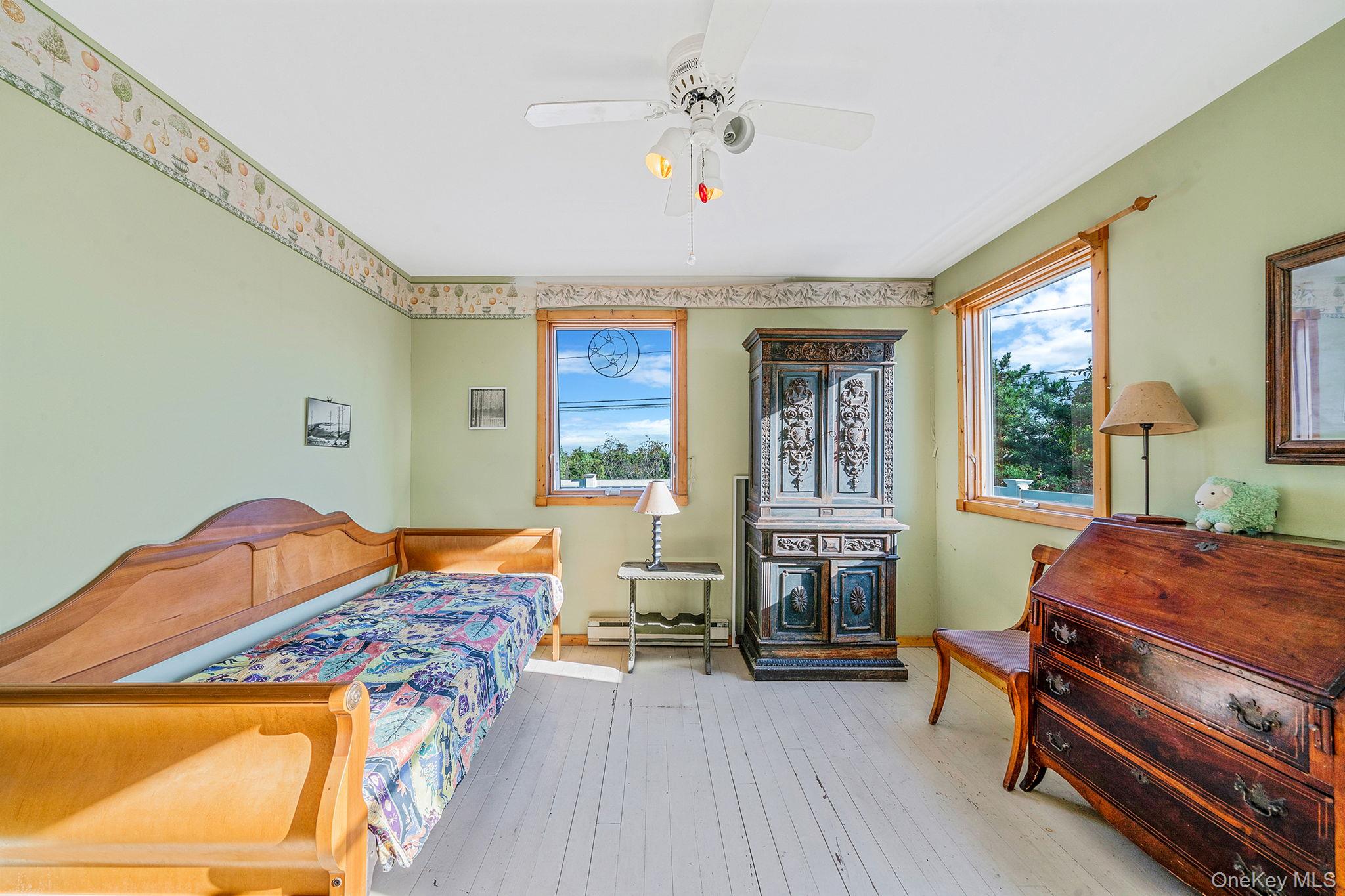 240A Oak Beach Road, Babylon, NY 11702