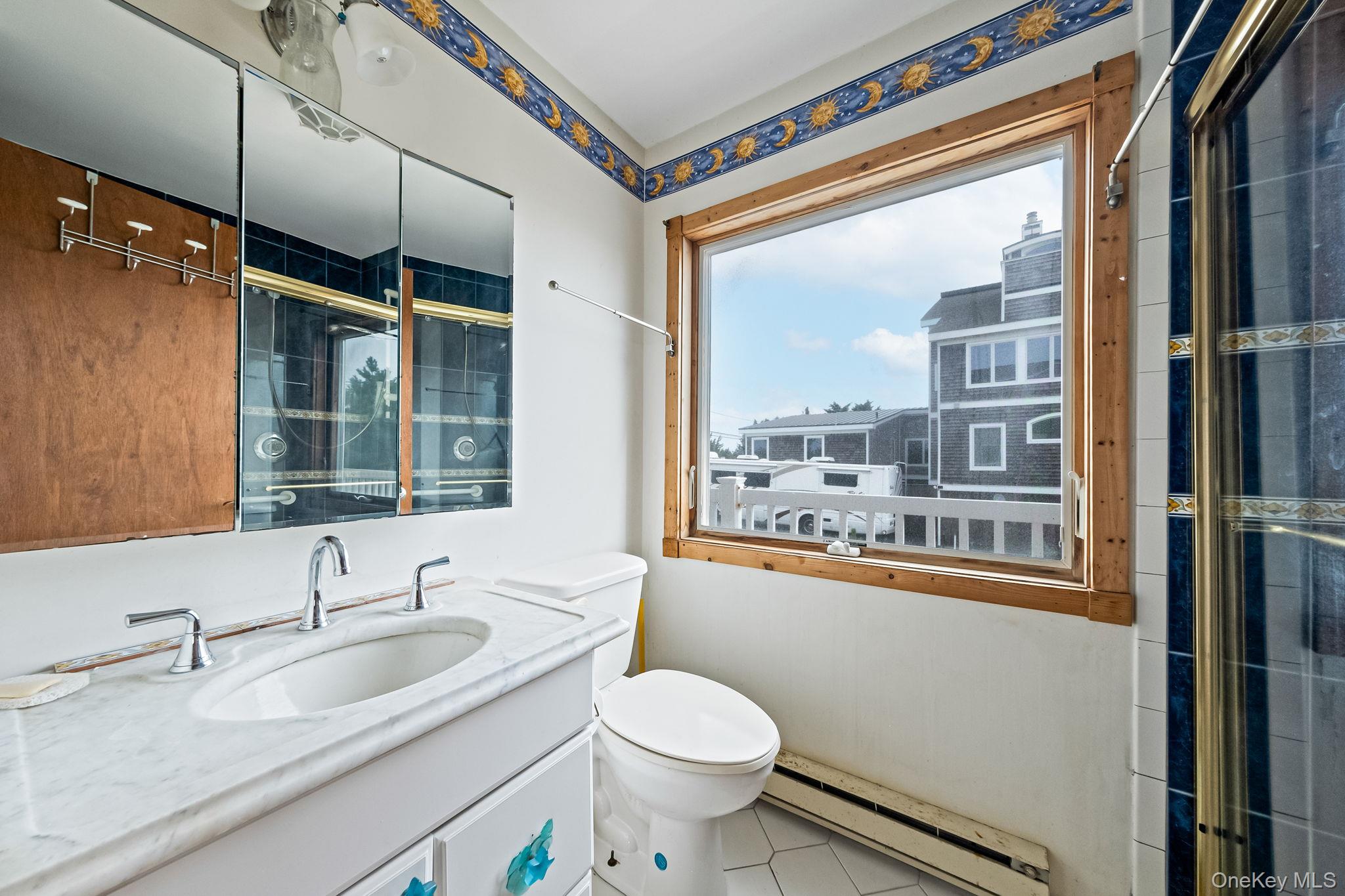 240A Oak Beach Road, Babylon, NY 11702