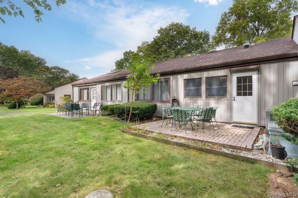 182 Strathmore Gate Drive, Stony Brook, NY 11790