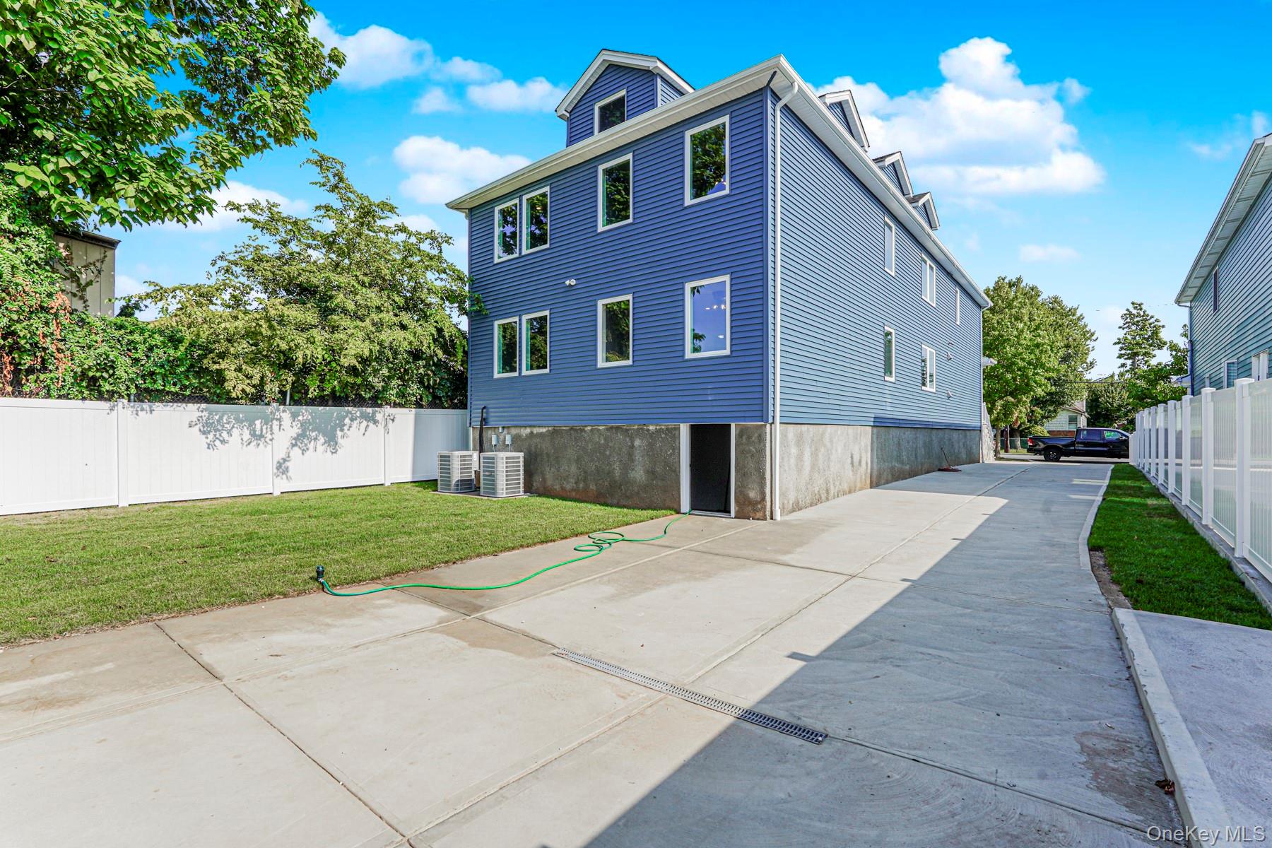 72 Goodall Street, Staten Island, NY 10308