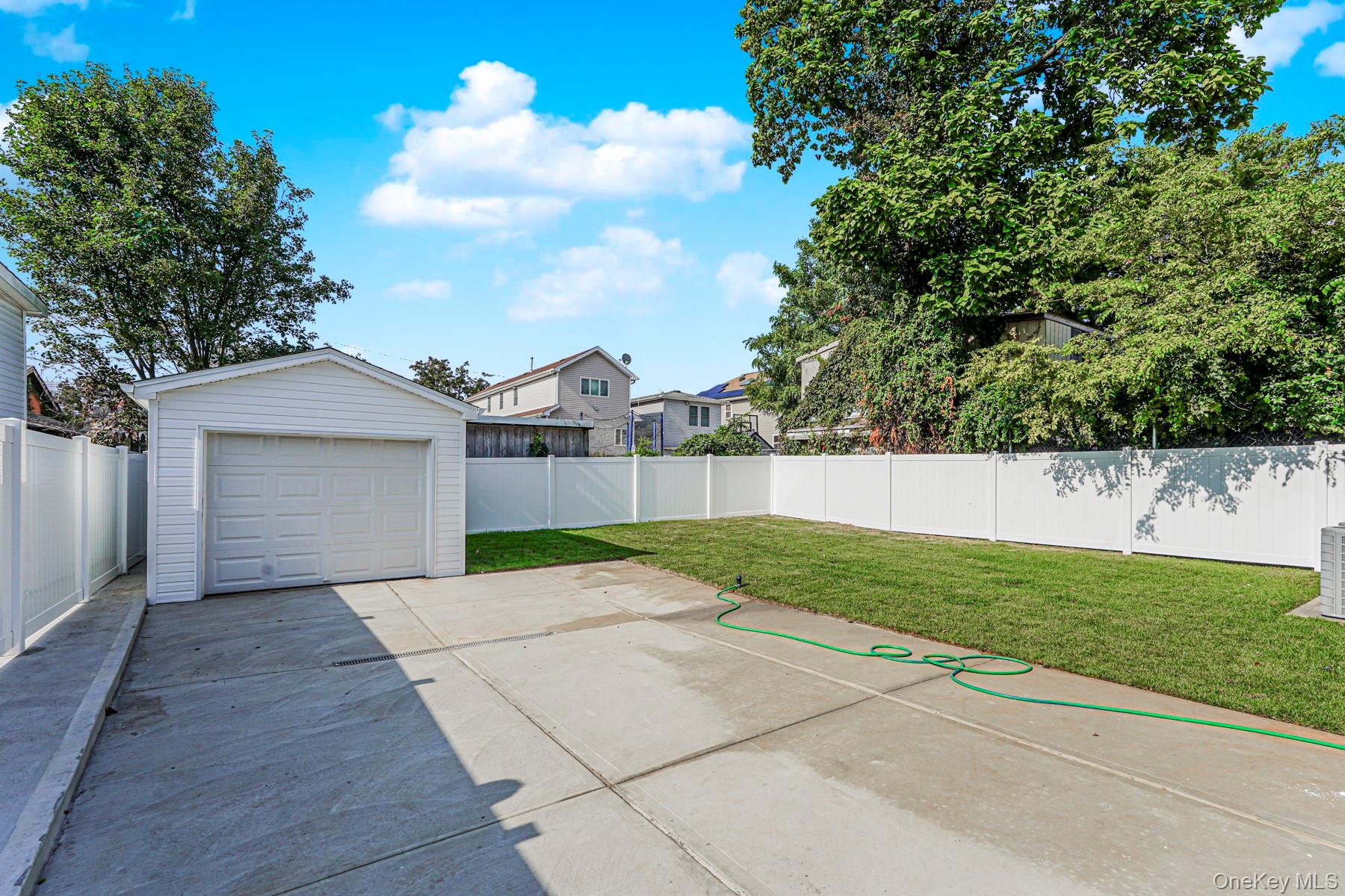 72 Goodall Street, Staten Island, NY 10308