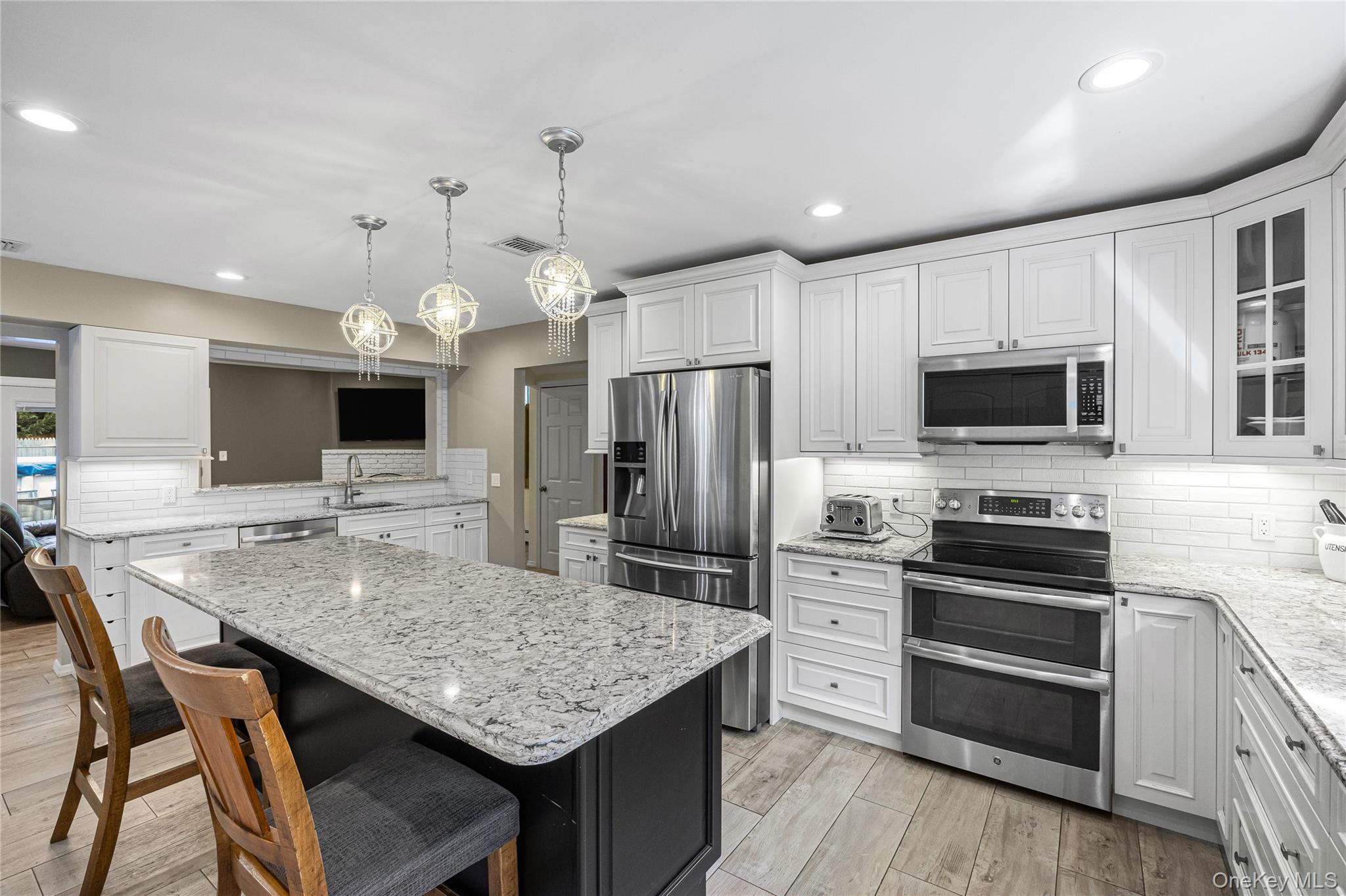 8 Andover Drive, Port Jefferson Station, NY 11776