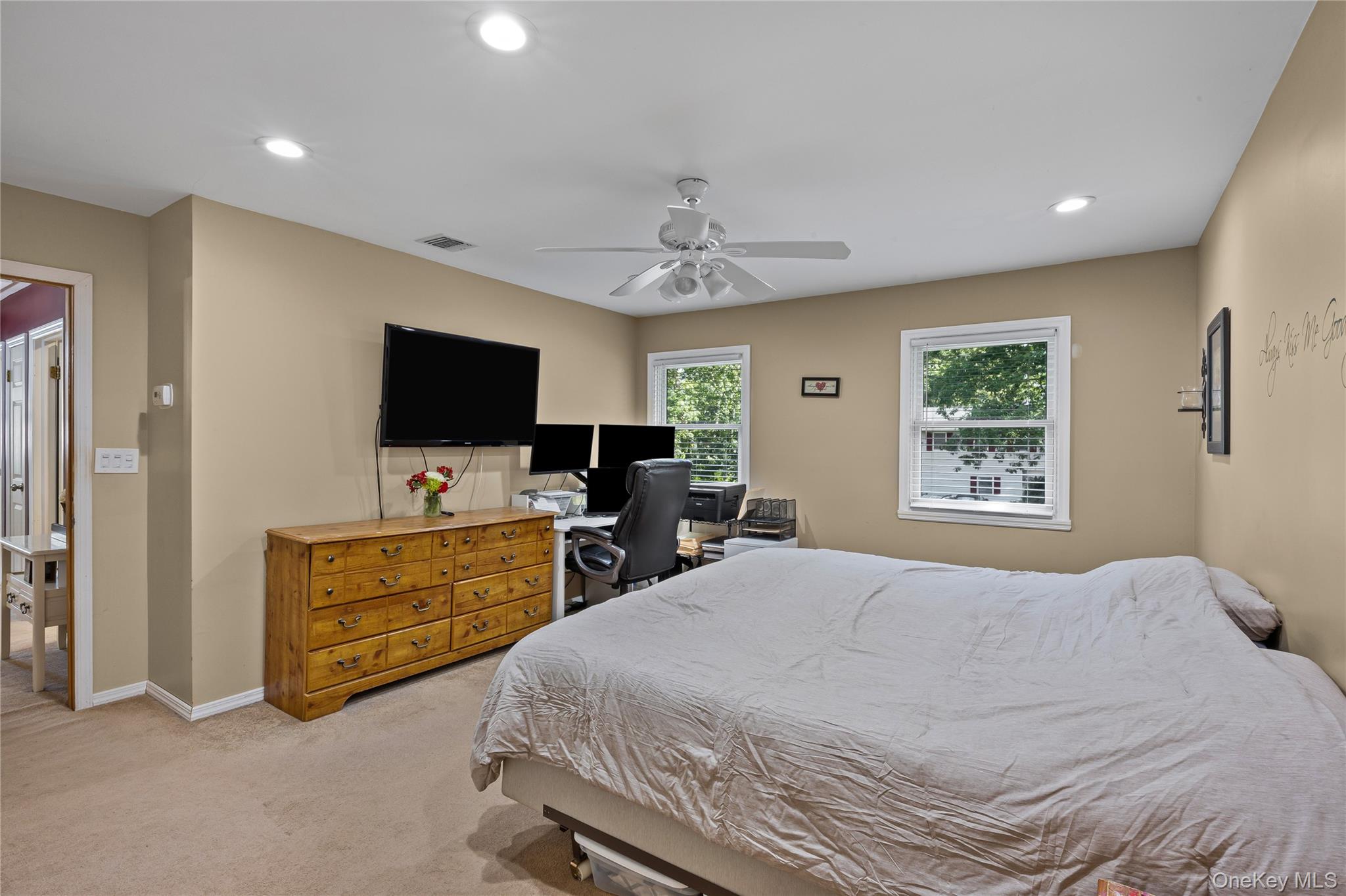 8 Andover Drive, Port Jefferson Station, NY 11776