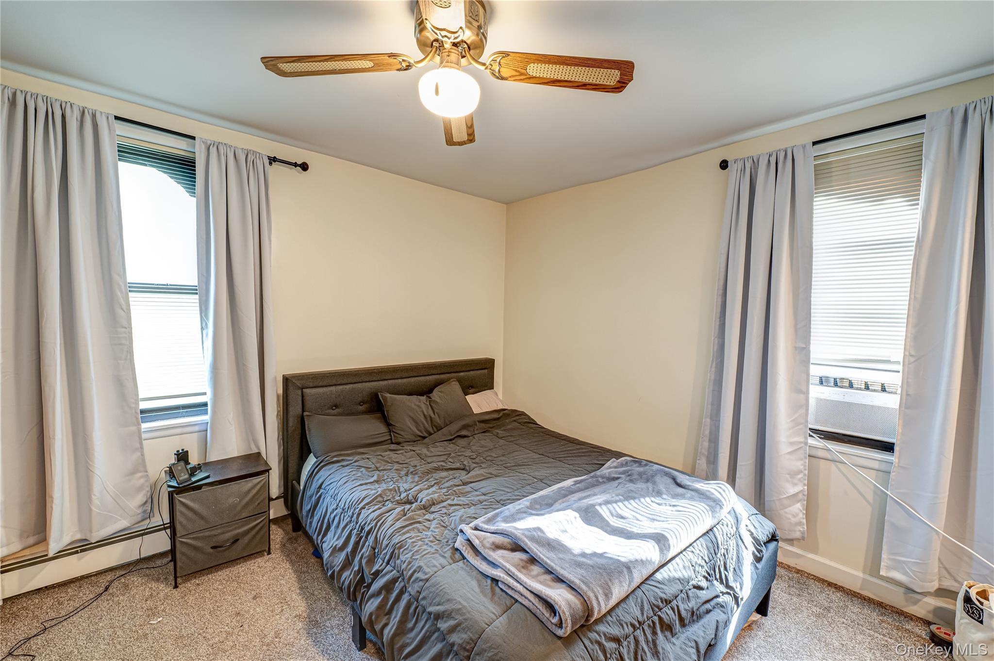 1 Jefferson Avenue # J10, Rockville Centre, NY 11570