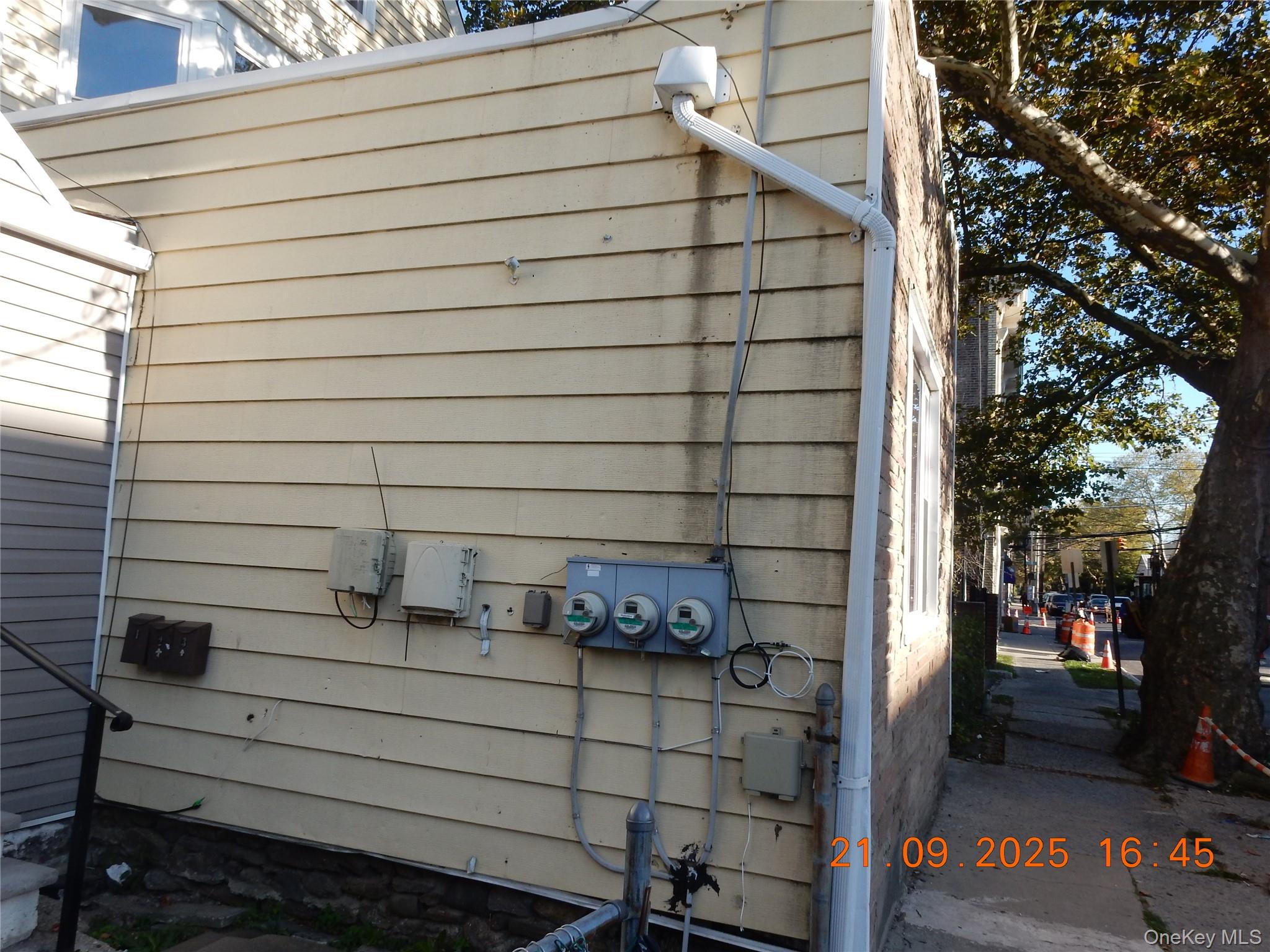 459 S 5th Avenue, Mount Vernon, NY 10550