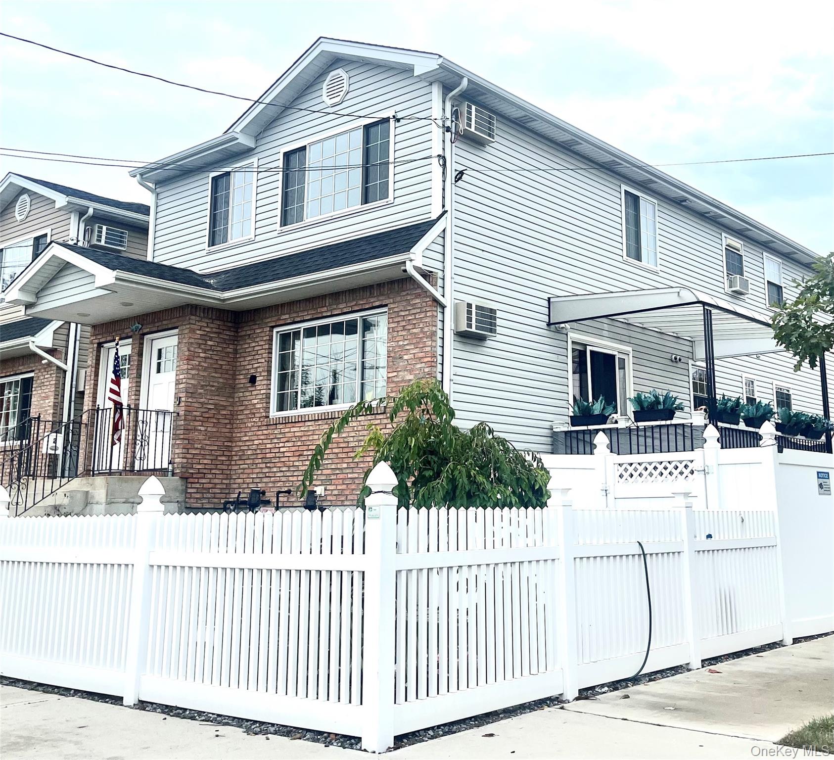 6261 Decosta Avenue, Arverne, NY 11692