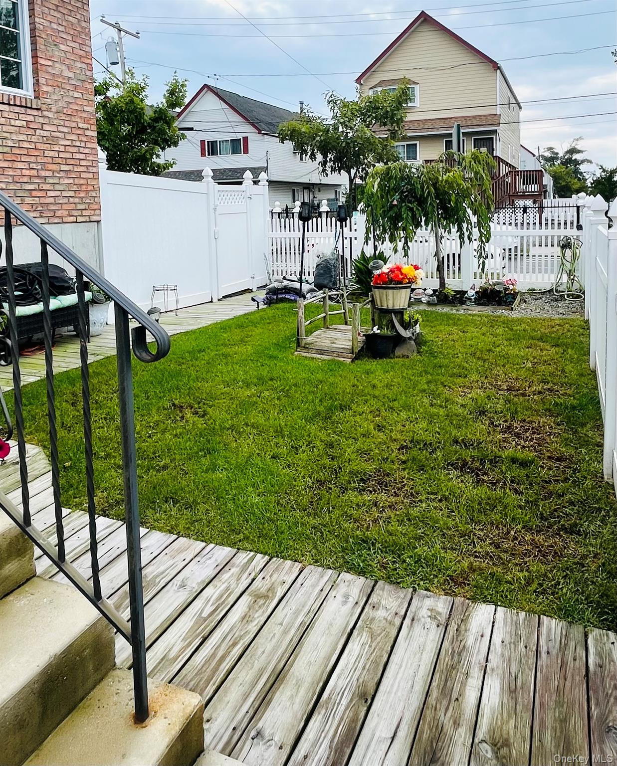 6261 Decosta Avenue, Arverne, NY 11692