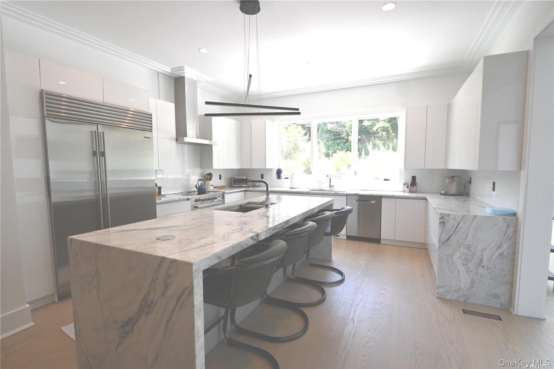 43 Smugglers Path, Jamesport, NY 11947