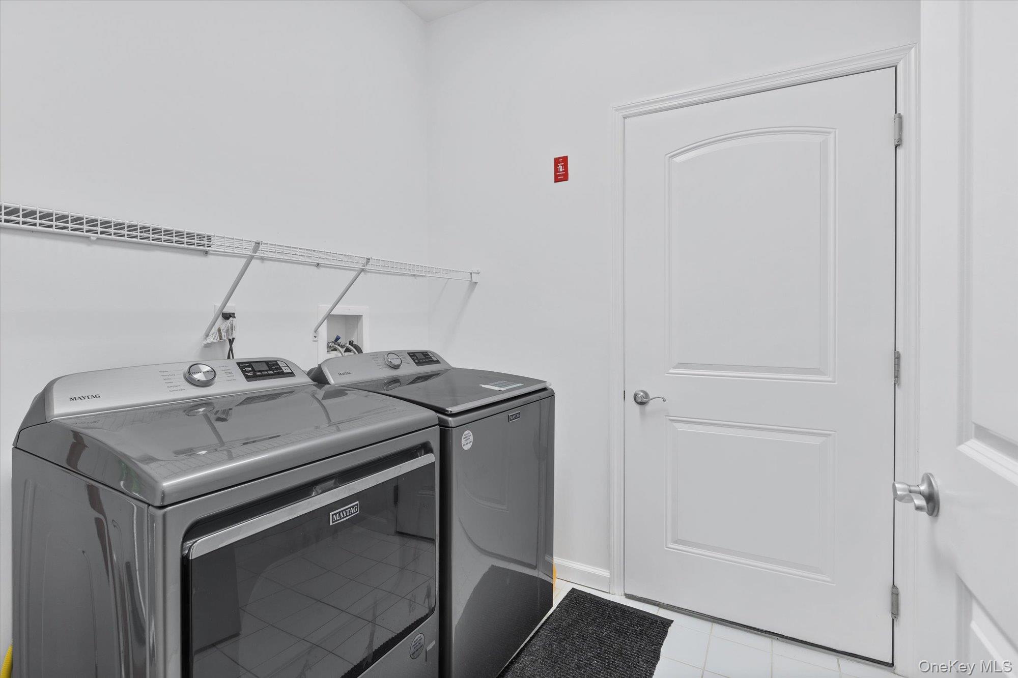 67 Stoneleigh Drive, Riverhead, NY 11901